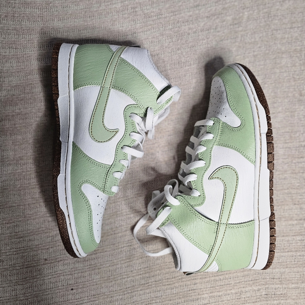Nike Dunk High Retro SE sneakers in sage green - Picture 8 of 8